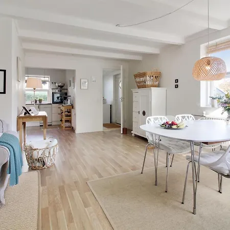 Thorgny - 900m From The Sea By Interhome סקאגן