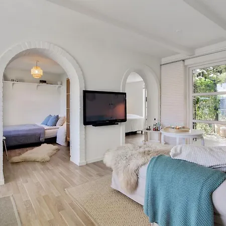 Thorgny - 900m From The Sea By Interhome